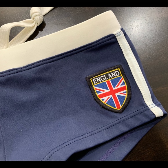 FIFA WORLD CUP England 2014 Boys Swim Short Size 4 - Picture 2 of 8